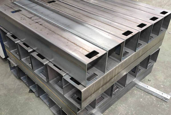 北辰大口径无缝方管